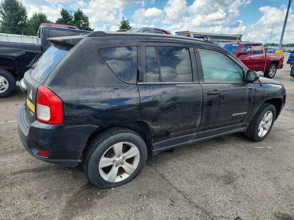 Photo 3 from auction – 2014 JEEP COMPASS with VIN 1C4NJDEB7ED809872
