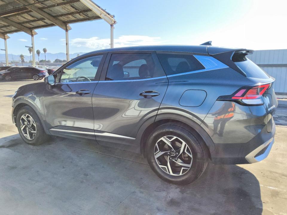 Photo 2 from auction – 2023 KIA SPORTAGE with VIN KNDPU3AF2P7117667
