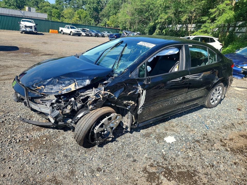 TOYOTA COROLLA 2026 with VIN 5YFB4MDE4TP401152 - Photo from auction