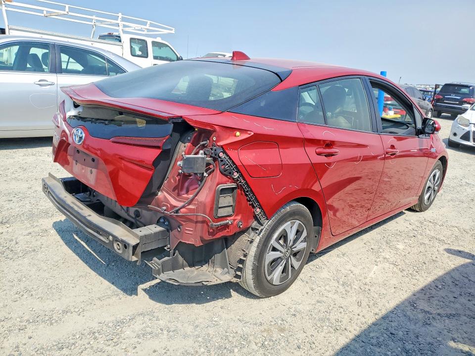 Photo 3 from auction – 2017 TOYOTA PRIUS PRIME with VIN JTDKARFP2H3007380
