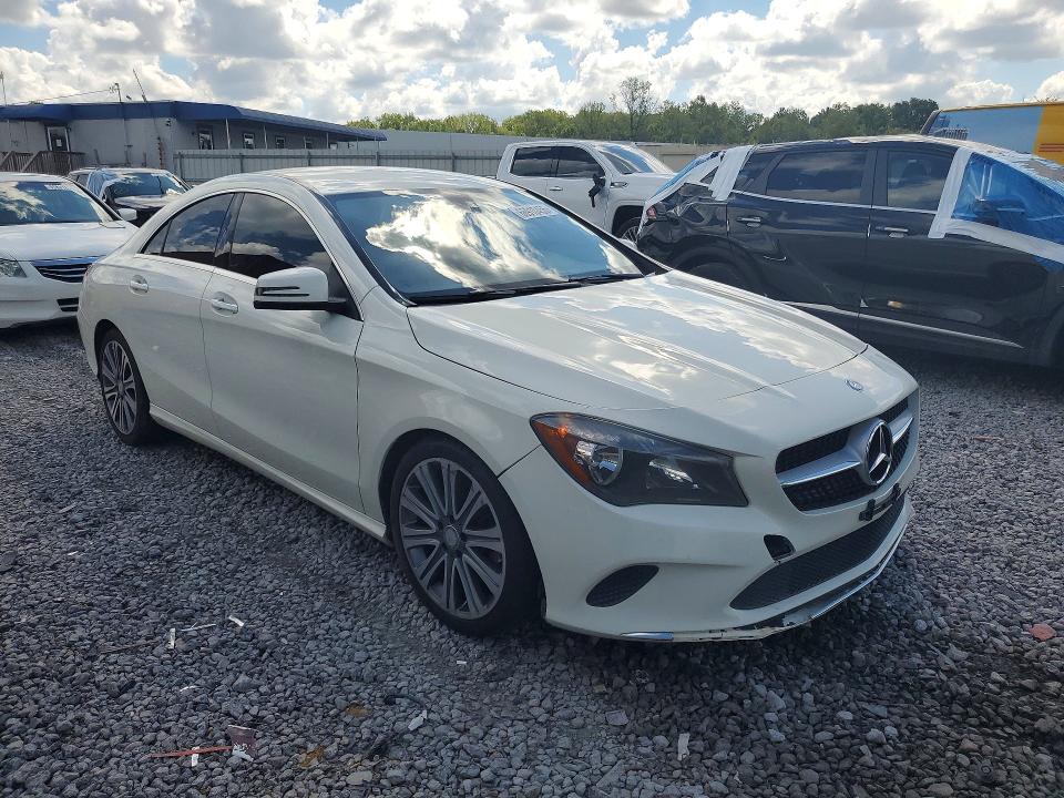 Снимка 4 от търг – 2017 MERCEDES-BENZ CLA с VIN WDDSJ4GB1HN498590