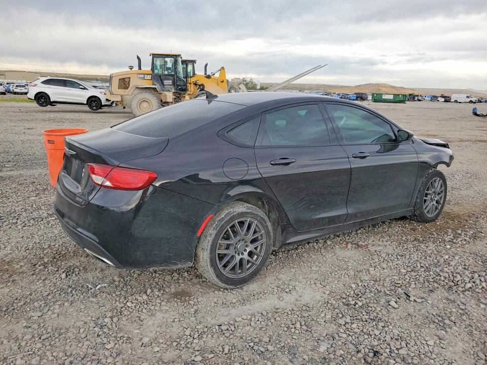 Photo 3 from auction – 2016 CHRYSLER 200 with VIN 1C3CCCBG4GN175532