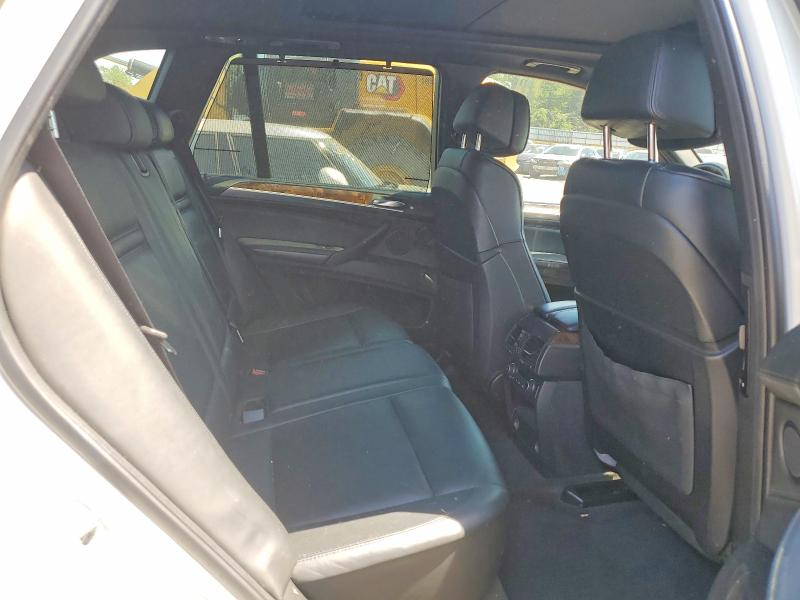 Photo 11 from auction – 2012 BMW X5 with VIN 5UXZV8C55CL422832