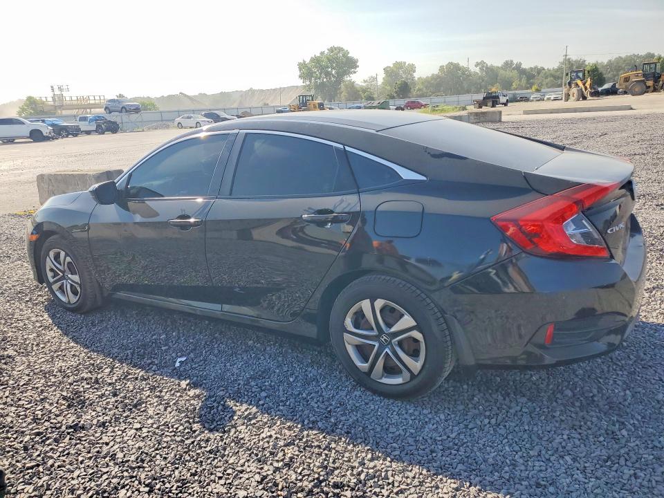 Photo 2 from auction – 2016 HONDA CIVIC with VIN 19XFC2F52GE041358