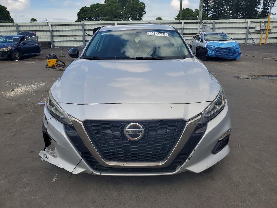 Photo 5 from auction – 2019 NISSAN ALTIMA with VIN 1N4BL4CV1KC146476