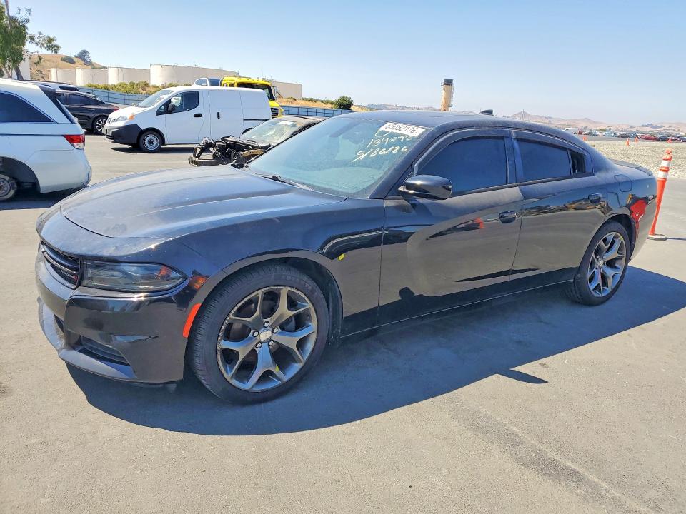 DODGE CHARGER 2015 مع رقم تعريف المركبة 2C3CDXHG9FH900089 - صورة من المزاد
