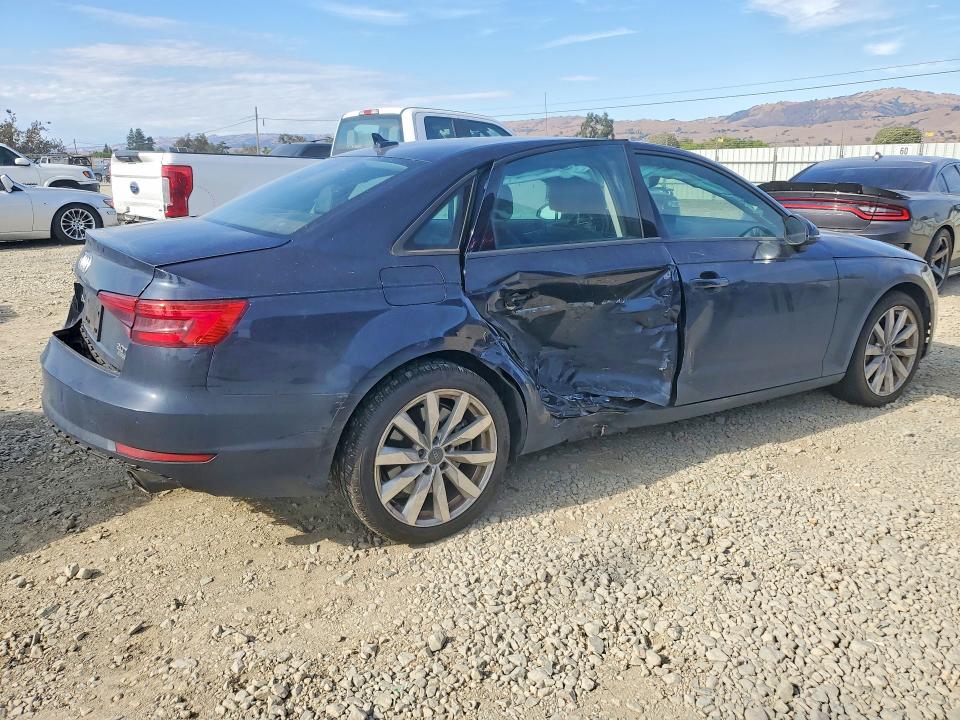 Photo 3 from auction – 2017 AUDI A4 with VIN WAUANAF45HN021203
