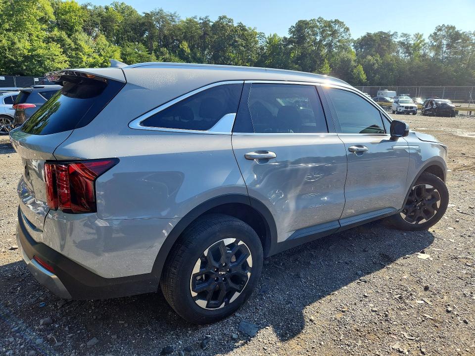 Photo 3 from auction – 2025 KIA SORENTO with VIN 5XYRLDJC8SG406054
