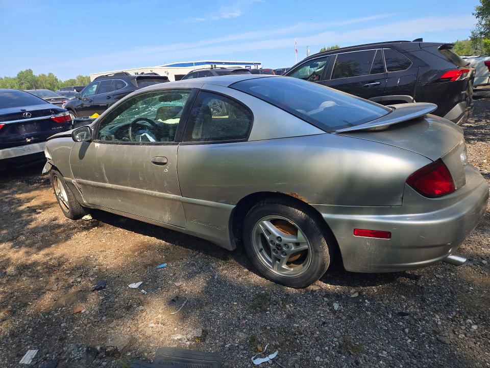 Photo 2 from auction – 2005 PONTIAC SUNFIRE with VIN 3G2JB12F75S193077