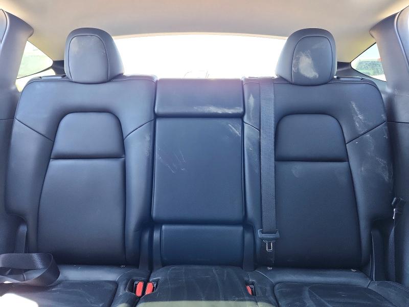 Foto 10 de la subasta – 2024 TESLA MODEL Y con VIN 7SAYGAEE3RF163560