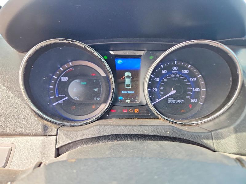 Photo 9 from auction – 2015 HYUNDAI SONATA HYBRID with VIN KMHEC4A43FA120640