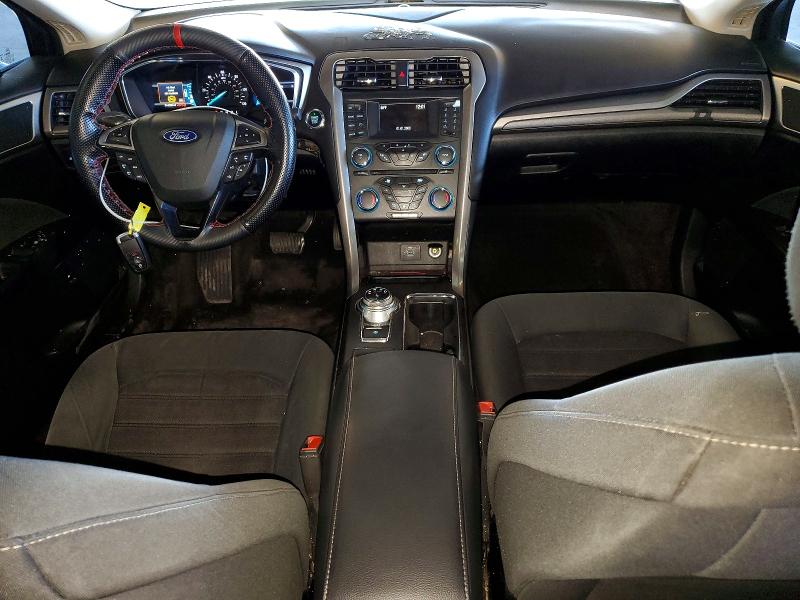 Photo 8 from auction – 2018 FORD FUSION with VIN 3FA6P0LU3JR163379