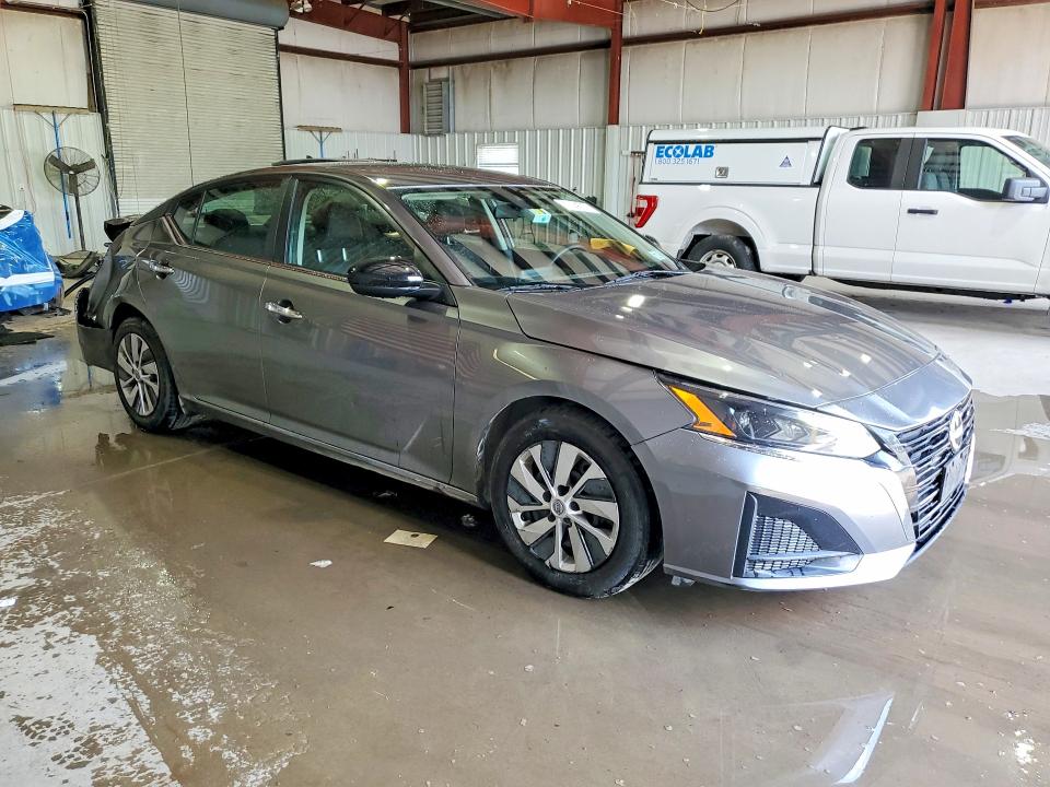 Photo 4 from auction – 2023 NISSAN ALTIMA with VIN 1N4BL4BV5PN378981