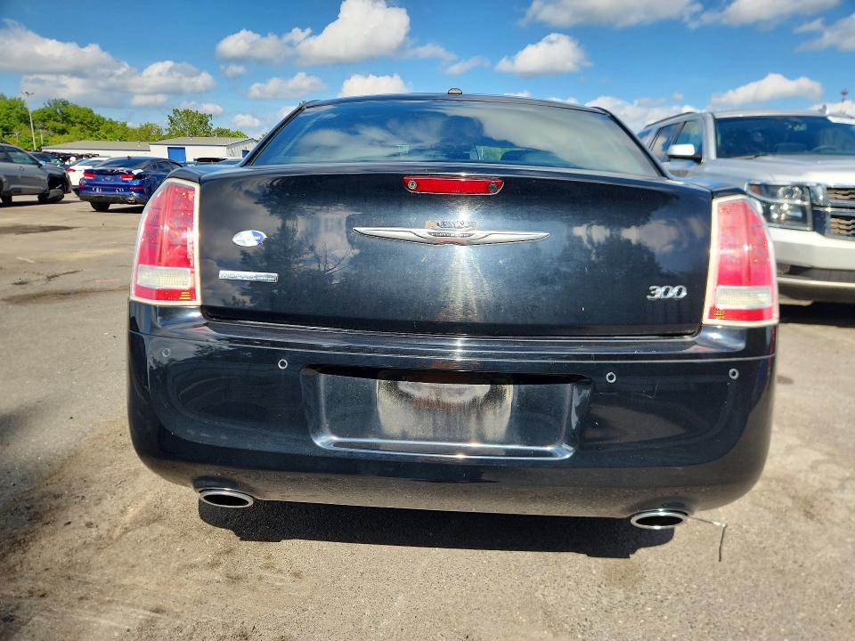 Photo 6 from auction – 2012 CHRYSLER 300 with VIN 2C3CCADT2CH315675