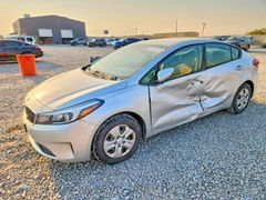 Фото 1 с аукциона – 2017 KIA FORTE с VIN 3KPFL4A76HE084199