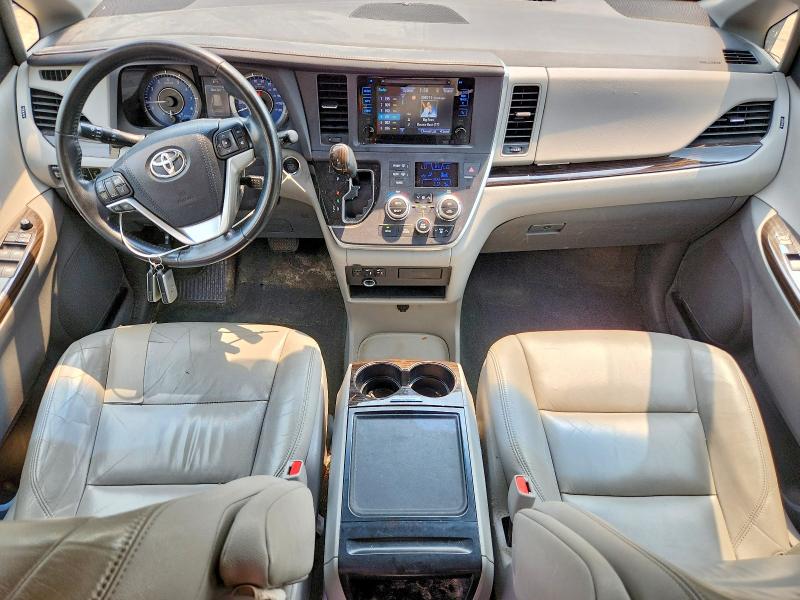 Снимка 8 от търг – 2015 TOYOTA SIENNA с VIN 5TDDK3DC4FS107060