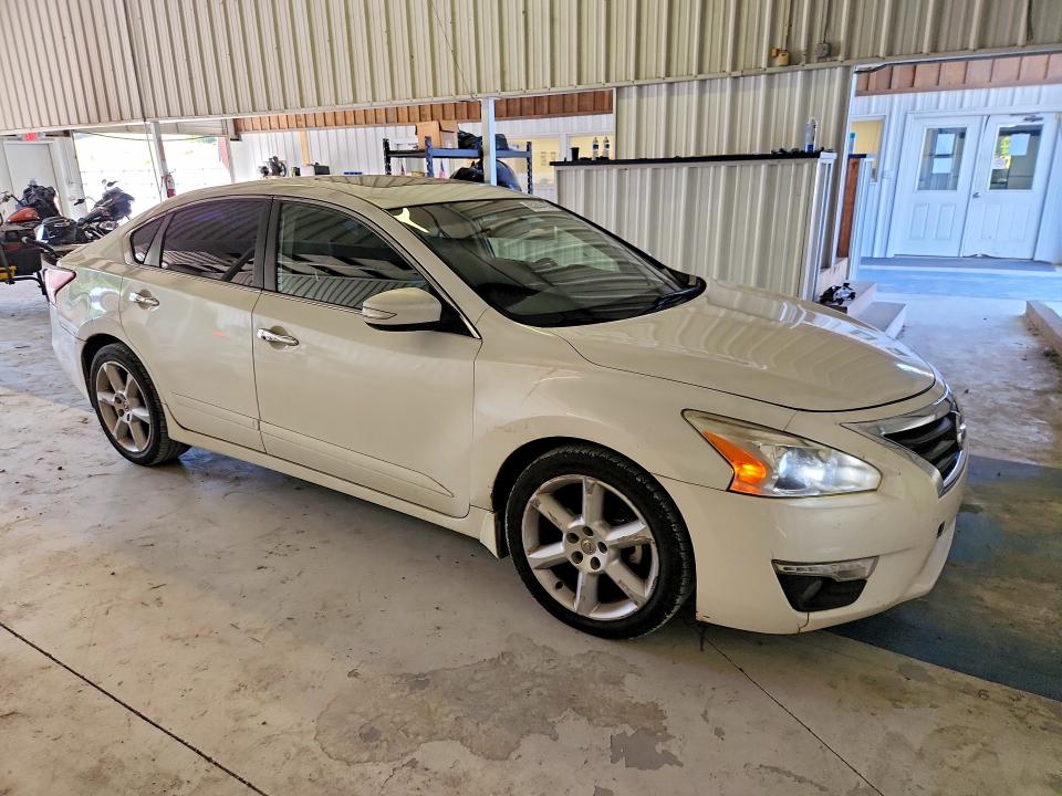 Photo 4 from auction – 2013 NISSAN ALTIMA with VIN 1N4BL3AP1DN426937