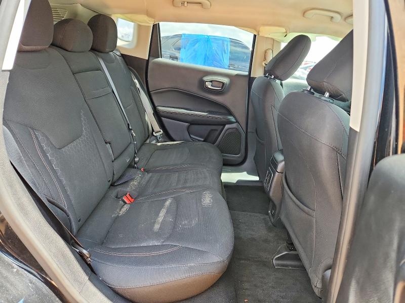Photo 11 from auction – 2018 JEEP COMPASS with VIN 3C4NJCAB2JT181546