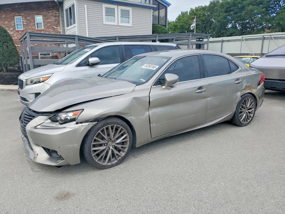 LEXUS IS 2016 with VIN JTHCM1D29G5003039 - Photo from auction