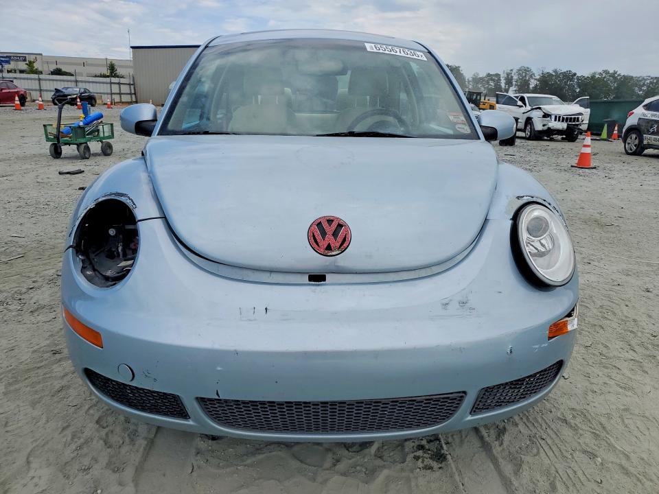 Photo 5 from auction – 2010 VOLKSWAGEN NEW BEETLE with VIN 3VWRW3AG7AM028621