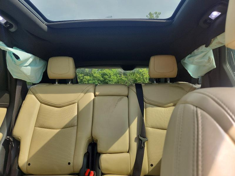 Photo 10 from auction – 2017 CADILLAC XT5 with VIN 1GYKNERS2HZ249123