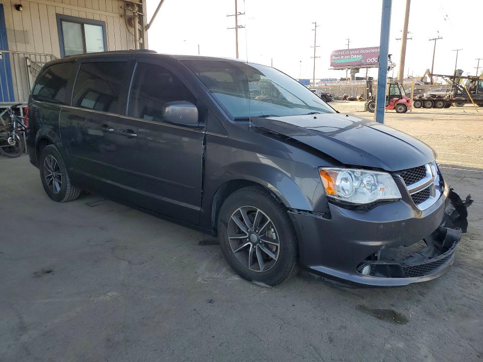 Photo 4 from auction – 2017 DODGE GRAND CARAVAN with VIN 2C4RDGCG9HR852684