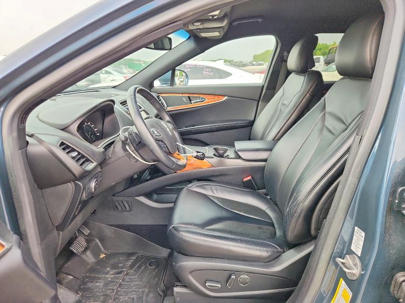 Photo 7 from auction – 2016 LINCOLN MKX with VIN 2LMTJ8KR4GBL38921