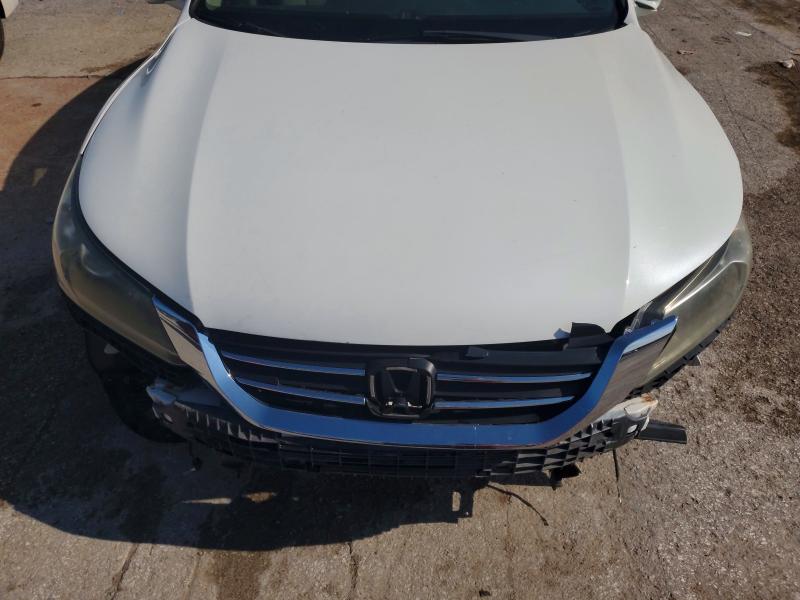 Photo 11 from auction – 2015 HONDA ACCORD with VIN 1HGCR2F71FA033855