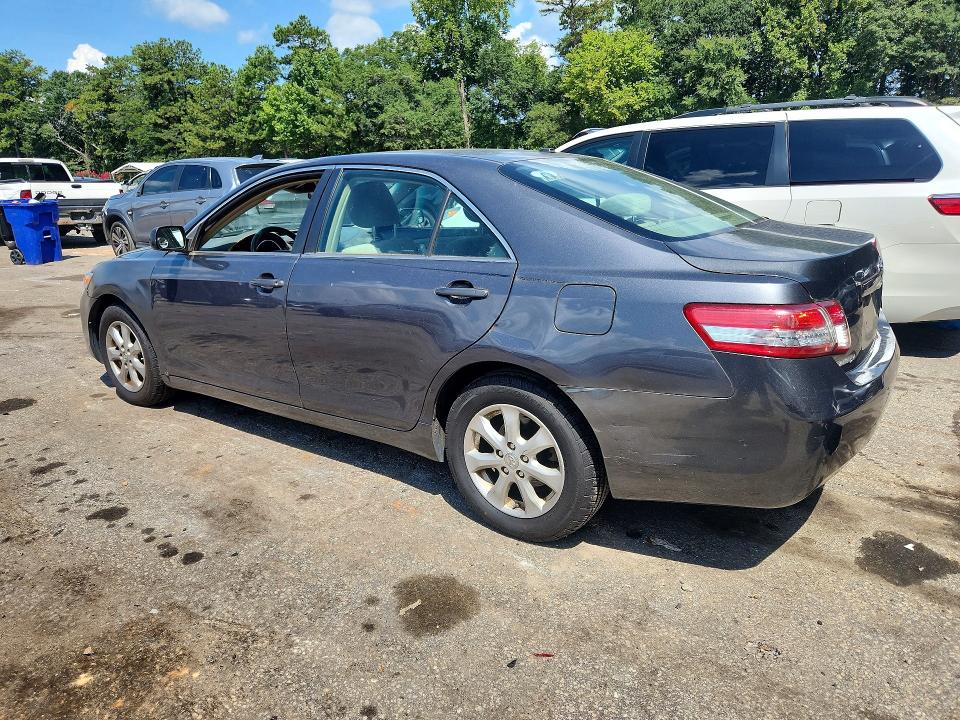 Photo 2 from auction – 2011 TOYOTA CAMRY with VIN 4T1BF3EK9BU699686