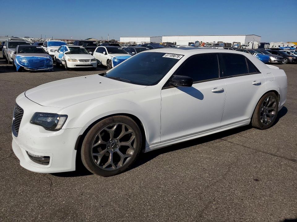 2018 CHRYSLER 300
