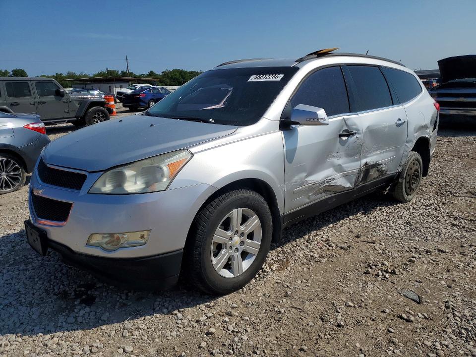 CHEVROLET TRAVERSE 2011 with VIN 1GNKRGED2BJ102293 - Photo from auction