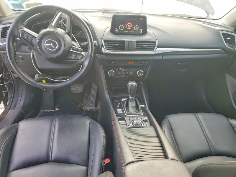 Photo 8 from auction – 2018 MAZDA 3 with VIN 3MZBN1L38JM255206