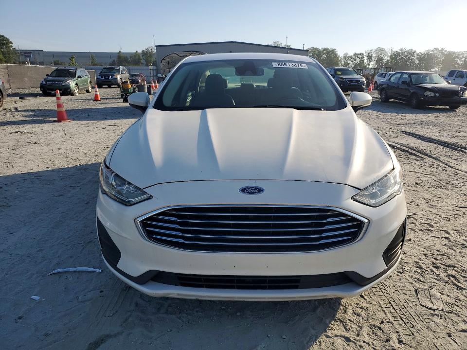 Photo 5 from auction – 2020 FORD FUSION with VIN 3FA6P0LU2LR122311