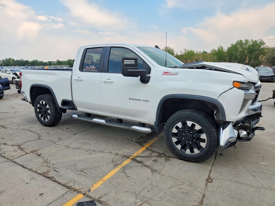 Photo 4 from auction – 2020 CHEVROLET SILVERADO with VIN 1GC5YNE70LF319627