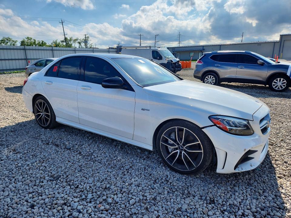 Снимка 4 от търг – 2019 MERCEDES-BENZ C с VIN 55SWF6EB2KU284577