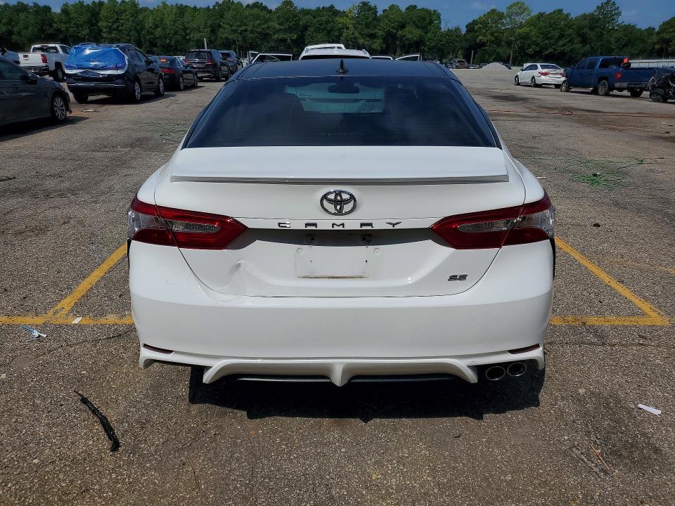 Photo 6 from auction – 2020 TOYOTA CAMRY with VIN 4T1G11AK2LU329339