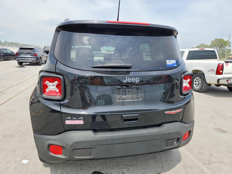 Photo 6 from auction – 2015 JEEP RENEGADE with VIN ZACCJBBT1FPB90875
