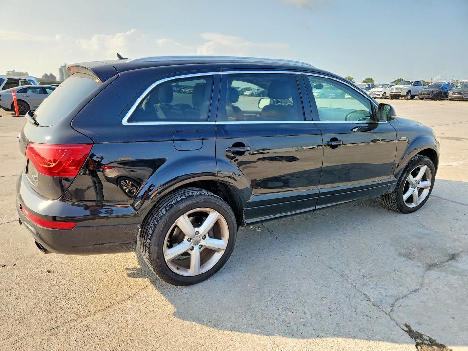 Photo 3 from auction – 2015 AUDI Q7 with VIN WA1DGAFEXFD023724