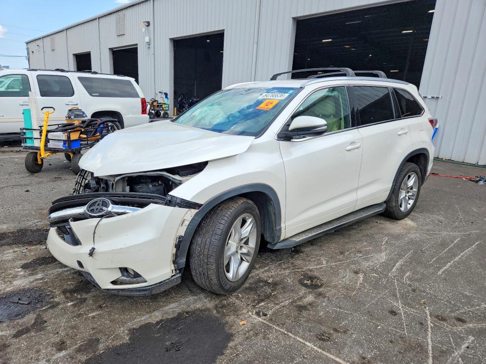 TOYOTA HIGHLANDER 2015 with VIN 5TDYKRFHXFS094229 - Photo from auction