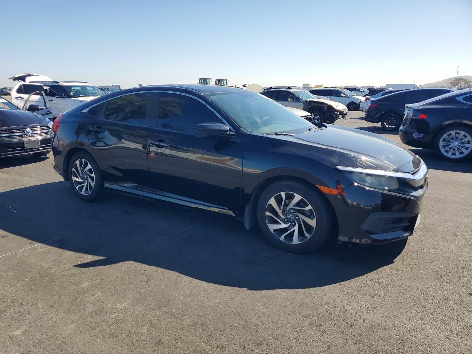 Foto 4 de la subasta – 2016 HONDA CIVIC con VIN 2HGFC2F78GH506426