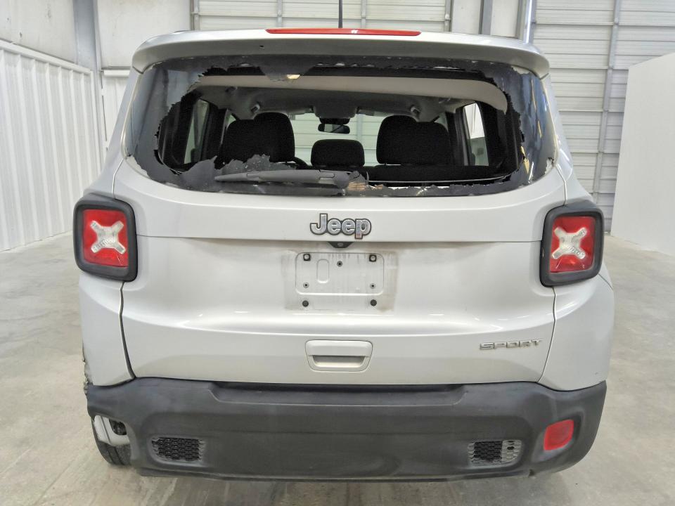 Photo 6 from auction – 2020 JEEP RENEGADE with VIN ZACNJAAB0LPL39152