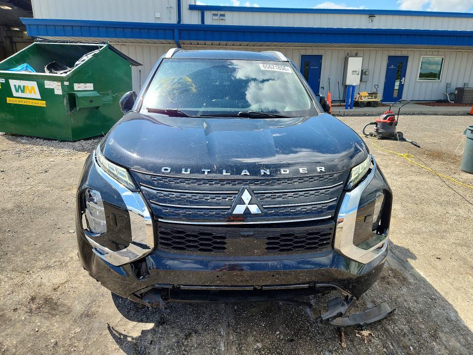 Photo 5 from auction – 2022 MITSUBISHI OUTLANDER with VIN JA4J4VA81NZ034858