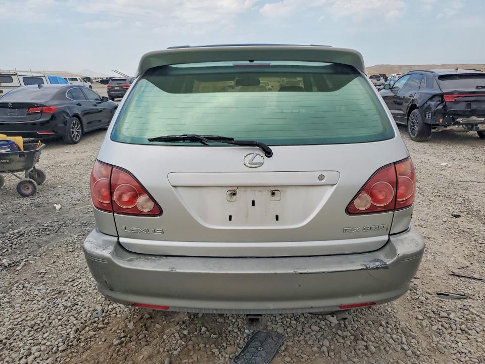 Photo 6 from auction – 2000 LEXUS RX with VIN JT6HF10U7Y0137563