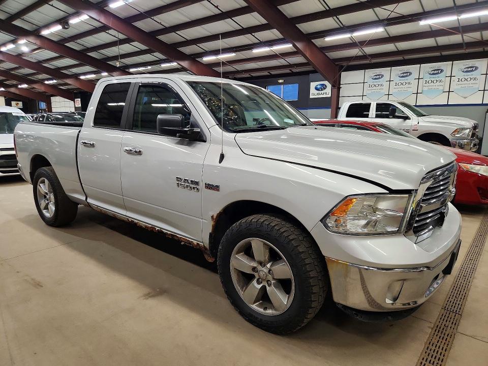 Photo 4 from auction – 2016 RAM 1500 with VIN 1C6RR7GTXGS245528