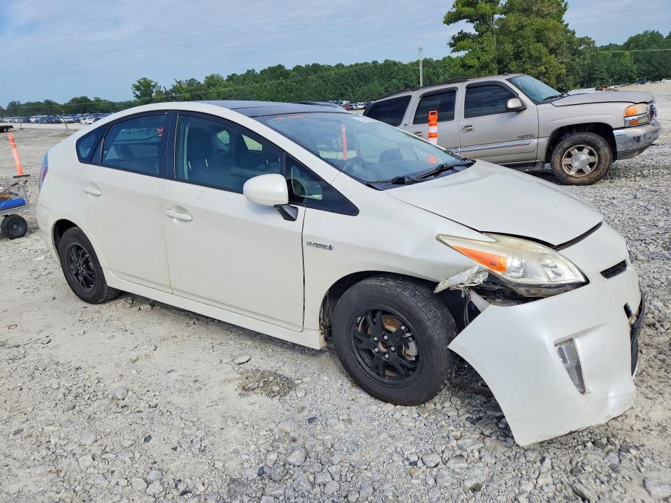 Photo 4 from auction – 2015 TOYOTA PRIUS with VIN JTDKN3DU2F1889914