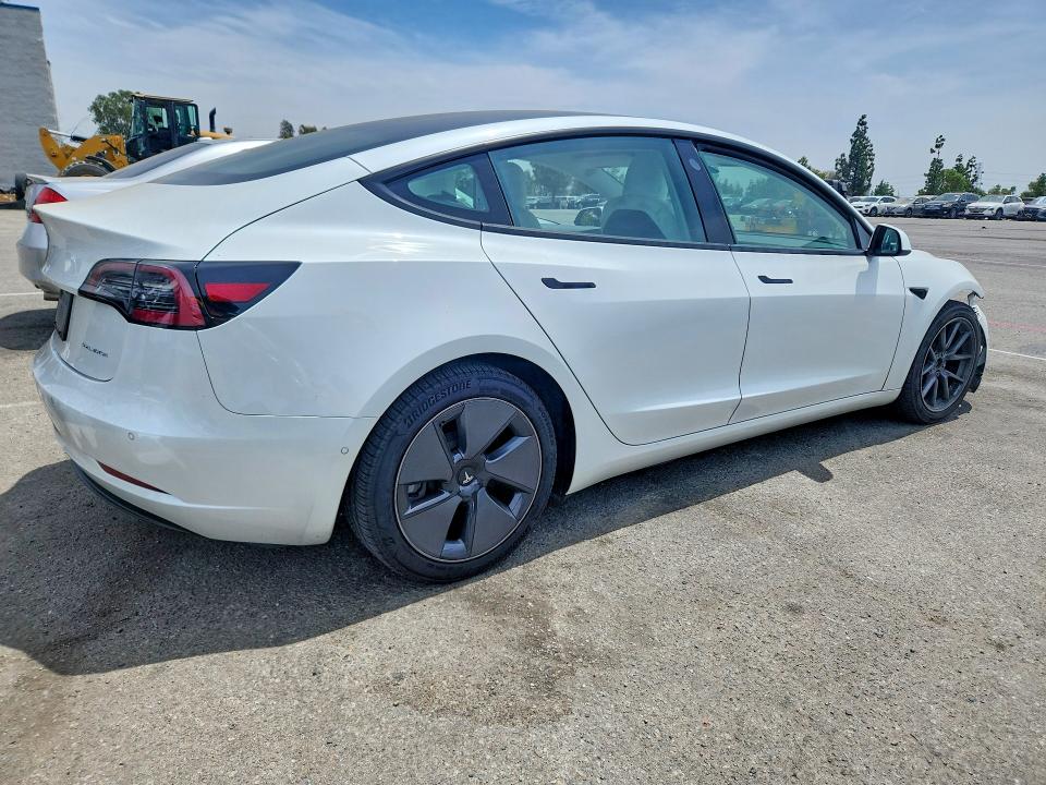 Photo 3 from auction – 2021 TESLA MODEL 3 with VIN 5YJ3E1EB0MF000554