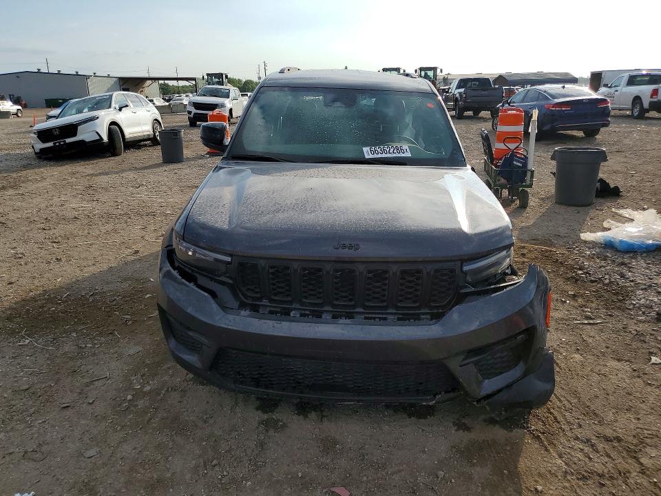 Снимка 5 от търг – 2025 JEEP GRAND CHEROKEE с VIN 1C4RJHBG8SC354248