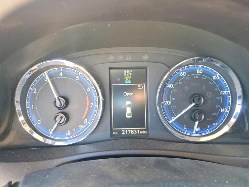 Photo 9 from auction – 2017 TOYOTA COROLLA with VIN 5YFBURHEXHP606330