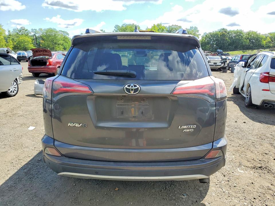 Photo 6 from auction – 2016 TOYOTA RAV4 with VIN JTMDFREV4GJ100308