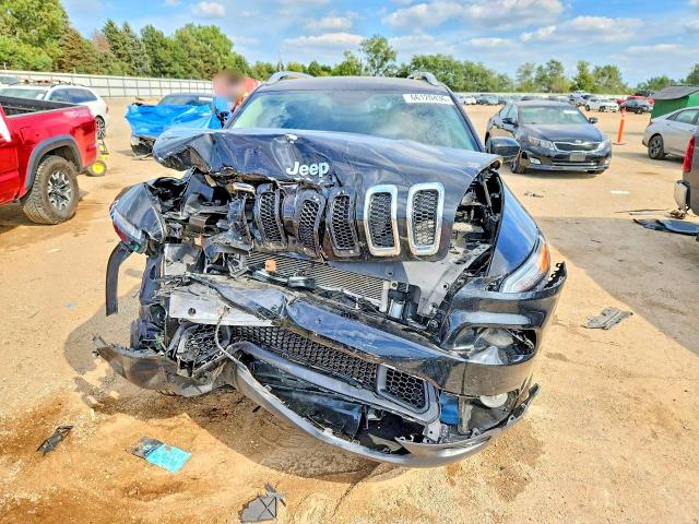 Photo 5 from auction – 2017 JEEP CHEROKEE with VIN 1C4PJMCS3HW635920